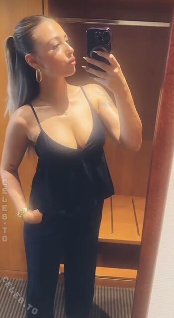 🔥 Emily mhl leaked private photo uncensored full