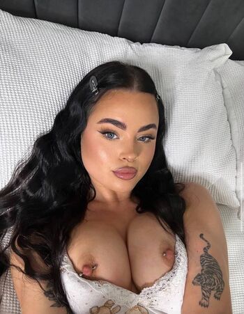 🔥 Emily raine leaked private photo uncensored full