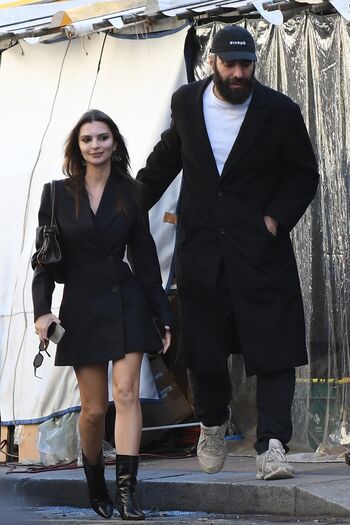 🔥 Emily ratajkowski  page leaked private photo uncensored full