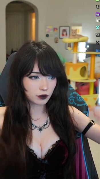 🔥 Emiru  page leaked private photo uncensored full