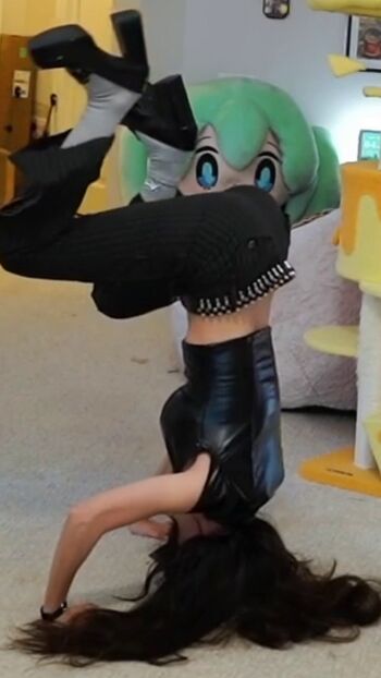 🔥 Emiru  page leaked private photo uncensored full