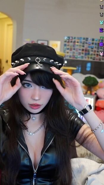 🔥 Emiru  page leaked private photo uncensored full