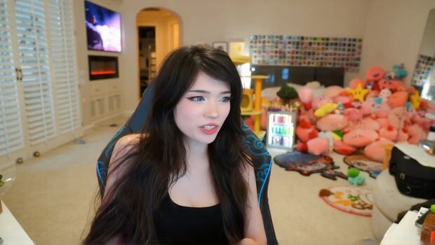 🔥 Emiru  page leaked private photo uncensored full