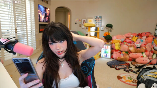 🔥 Emiru  page leaked private photo uncensored full