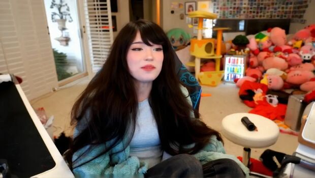 🔥 Emiru  page leaked private photo uncensored full