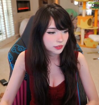 🔥 Emiru  page leaked private photo uncensored full