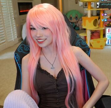 🔥 Emiru  page leaked private photo uncensored full