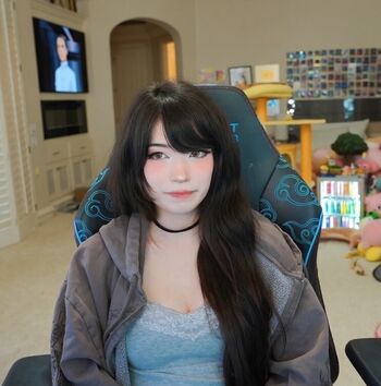 🔥 Emiru  page leaked private photo uncensored full