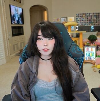 🔥 Emiru  page leaked private photo uncensored full
