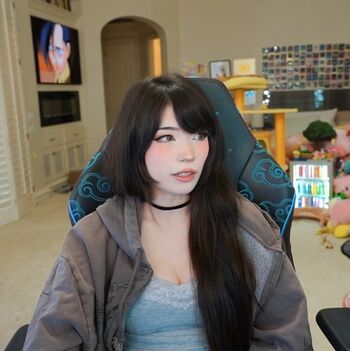 🔥 Emiru  page leaked private photo uncensored full
