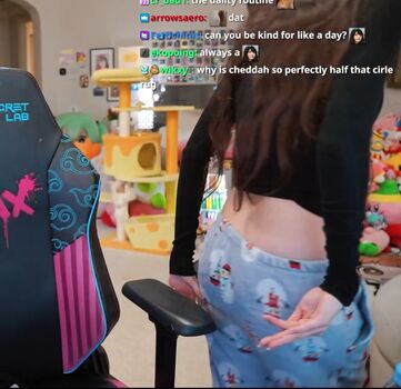 🔥 Emiru  page leaked private photo uncensored full