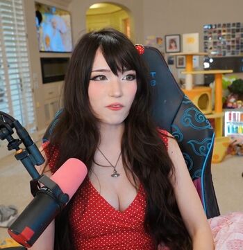 🔥 Emiru  page leaked private photo uncensored full