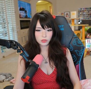 🔥 Emiru  page leaked private photo uncensored full