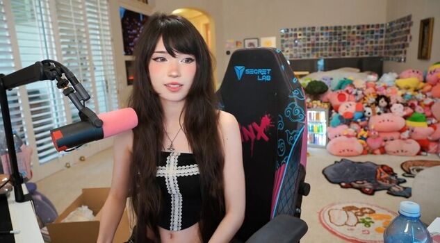 🔥 Emiru  page leaked private photo uncensored full
