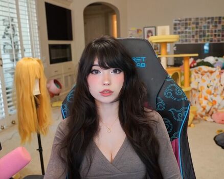 🔥 Emiru  page leaked private photo uncensored full