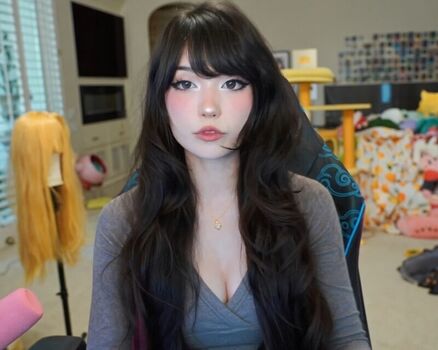 🔥 Emiru  page leaked private photo uncensored full