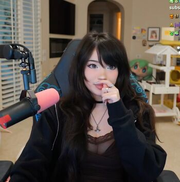 🔥 Emiru leaked private photo uncensored full