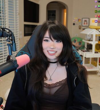 🔥 Emiru leaked private photo uncensored full