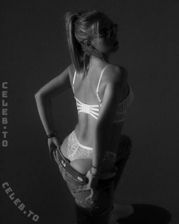 🔥 Emma mllr page leaked private photo uncensored full