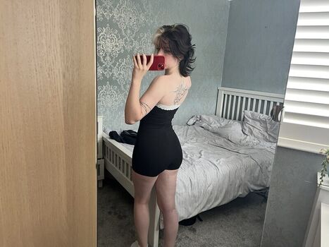 🔥 Emzeeni page leaked private photo uncensored full