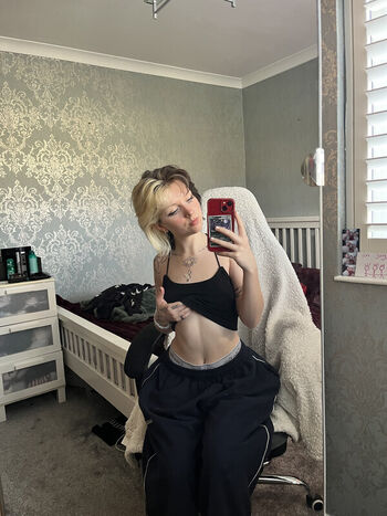 🔥 Emzeeni page leaked private photo uncensored full