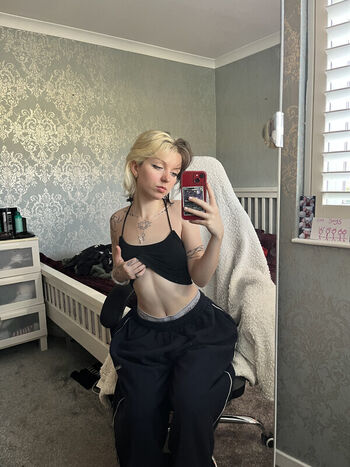 🔥 Emzeeni page leaked private photo uncensored full