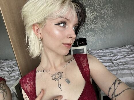 🔥 Emzeeni leaked private photo uncensored full