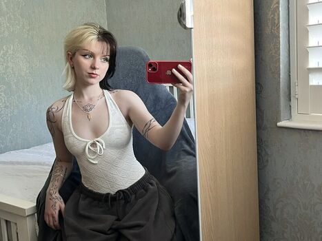 🔥 Emzeeni leaked private photo uncensored full