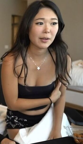 🔥 Extraemily leaked private photo uncensored full
