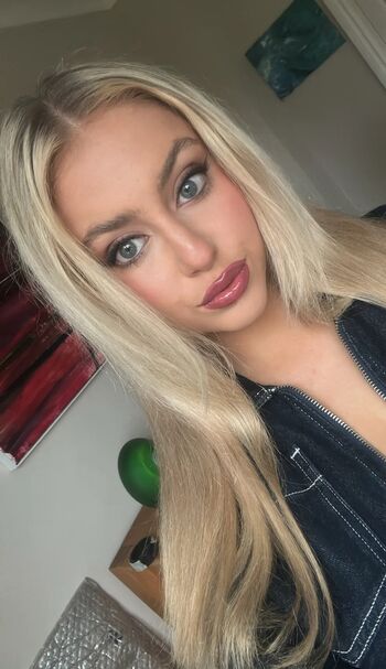 🔥 Fayehanson page leaked private photo uncensored full