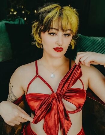 🔥 Girls play  page leaked private photo uncensored full