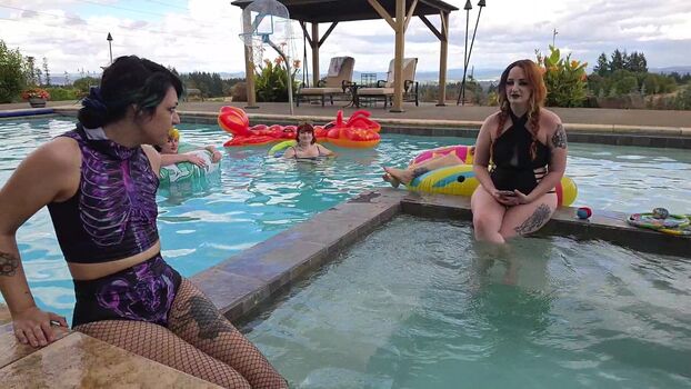 🔥 Girls play  page leaked private photo uncensored full