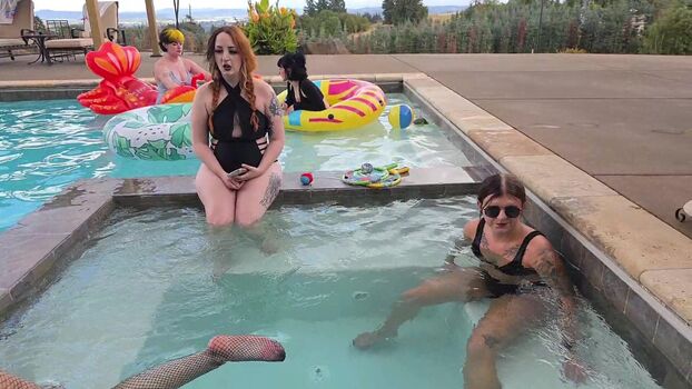 🔥 Girls play  page leaked private photo uncensored full