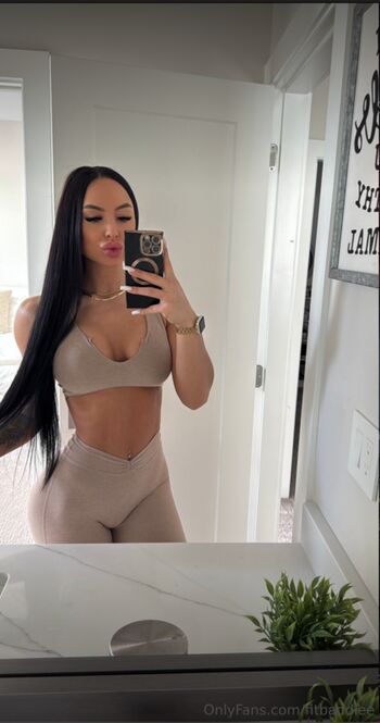 🔥 Gym booty bubble butts  page leaked private photo uncensored full