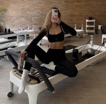 🔥 Gym booty bubble butts  page leaked private photo uncensored full
