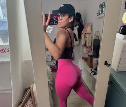 🔥 Gym booty bubble butts  page leaked private photo uncensored full