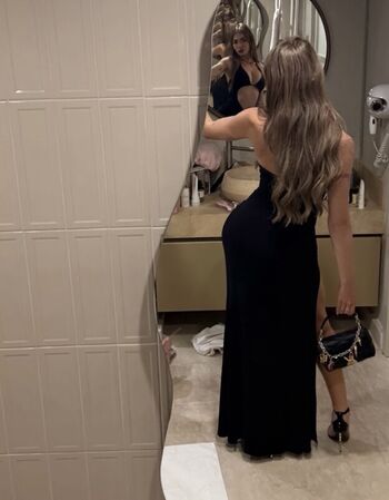 🔥 Gym booty bubble butts  page leaked private photo uncensored full