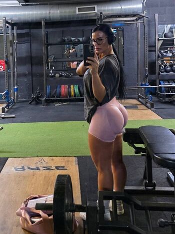 🔥 Gym booty bubble butts  page leaked private photo uncensored full