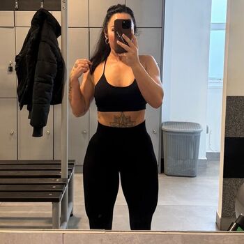 🔥 Gym booty bubble butts  page leaked private photo uncensored full