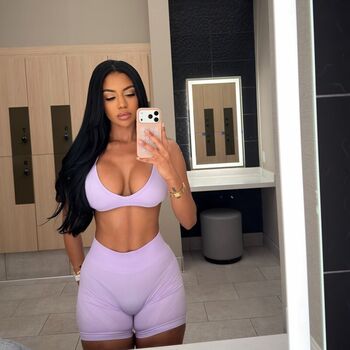 🔥 Gym booty bubble butts  page leaked private photo uncensored full