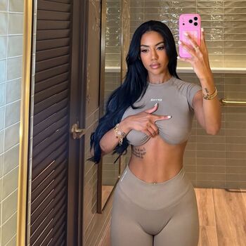 🔥 Gym booty bubble butts  page leaked private photo uncensored full