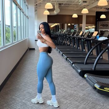 🔥 Gym booty bubble butts  page leaked private photo uncensored full