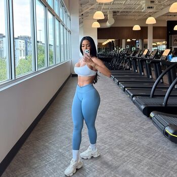🔥 Gym booty bubble butts  page leaked private photo uncensored full