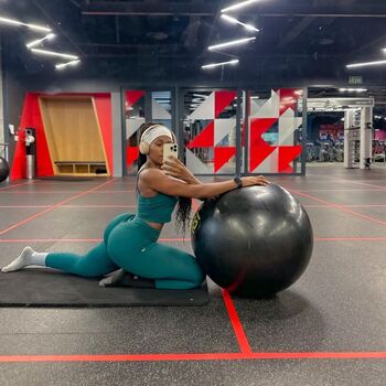 🔥 Gym booty bubble butts  page leaked private photo uncensored full