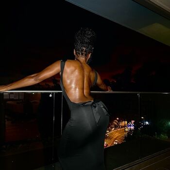 🔥 Gym booty bubble butts  page leaked private photo uncensored full
