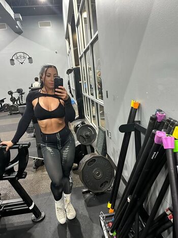 🔥 Gym booty bubble butts  page leaked private photo uncensored full