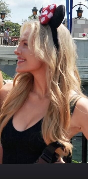 🔥 Hailey malles page leaked private photo uncensored full