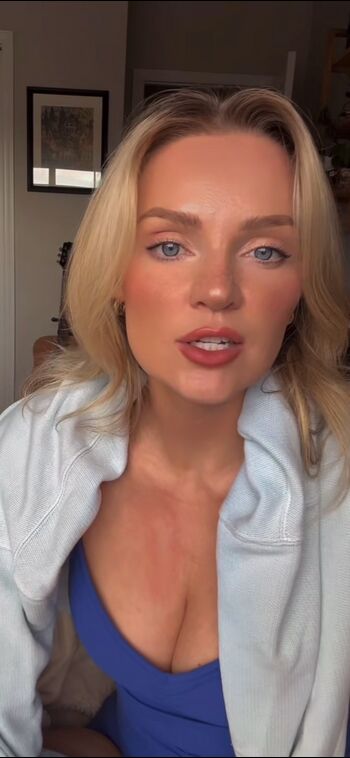 🔥 Hailey malles leaked private photo uncensored full