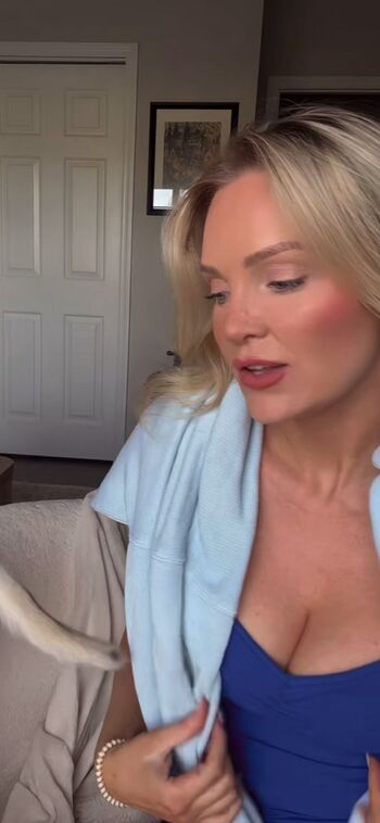 🔥 Hailey malles leaked private photo uncensored full