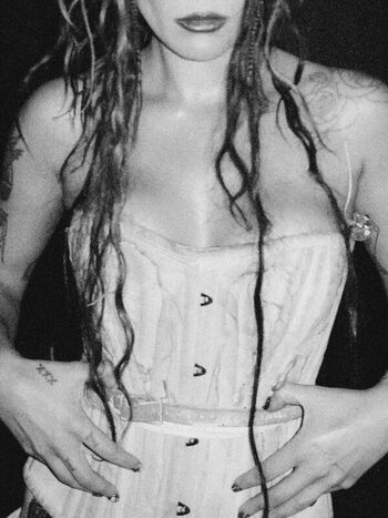 🔥 Halsey page leaked private photo uncensored full